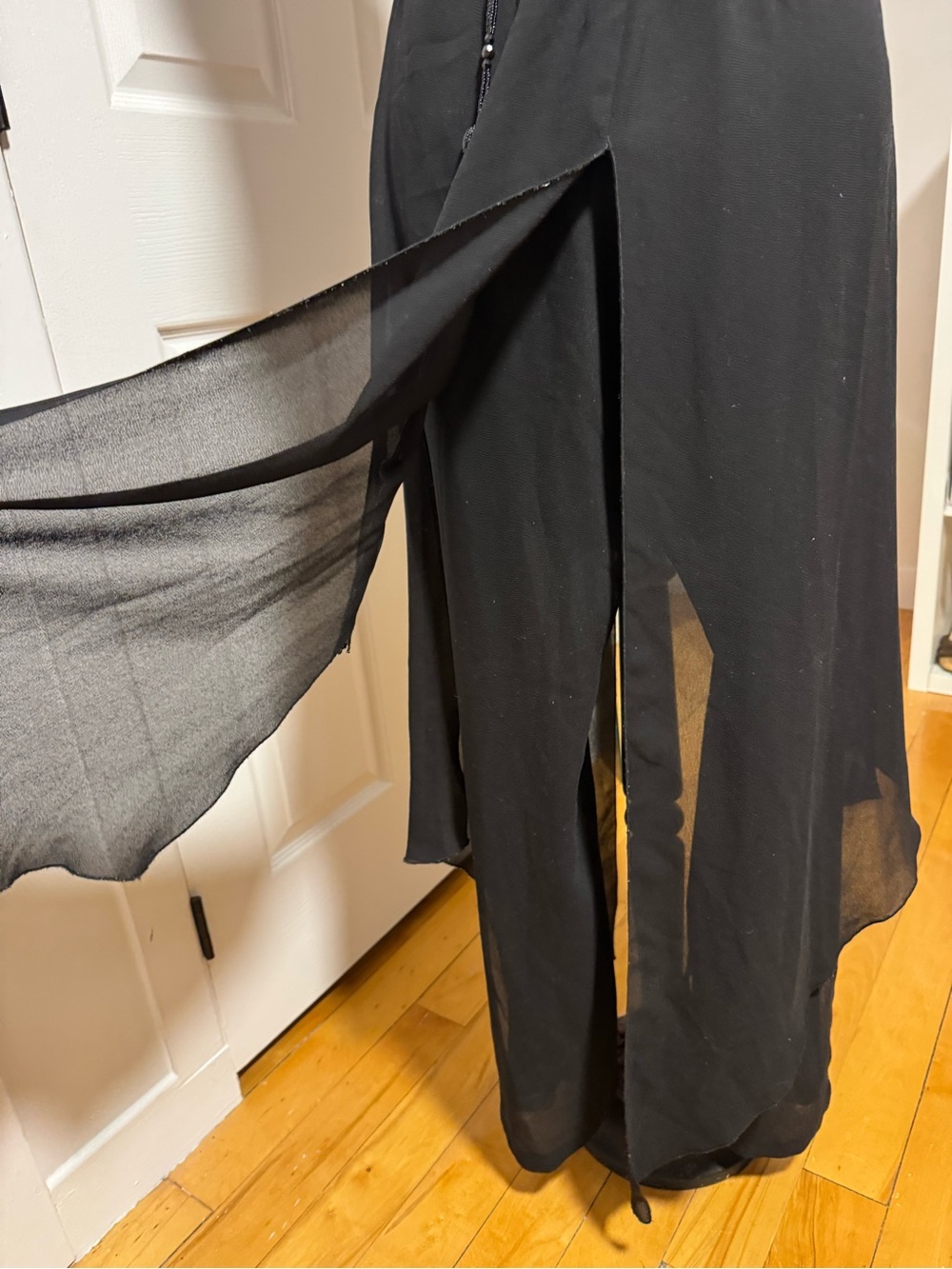 jumpsuit - Picture 5 of 9